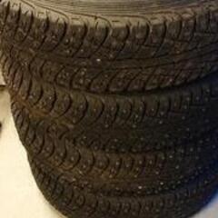 7/31まで②【DUNLOP GRANDTREK AT2】
195/80R15 スパイクタイヤ
4本の画像