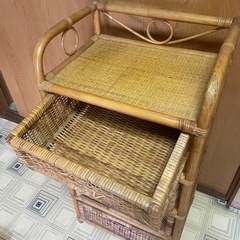 レトロ籐製　電話台　2の画像