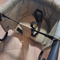 テーブルチェアの画像