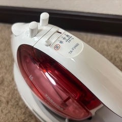 TOSHIBA La-Coo コードレスアイロン TA-FV460 ピンクの画像