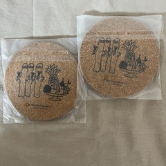 ムーミンの小皿など　2個ずつの画像