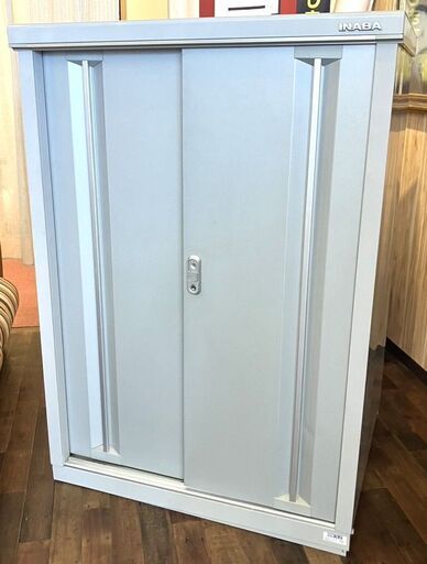 ★値下げしました！美品★INABA イナバ物置 シンプリー スチール収納庫 MJX-097CP 小型収納・ベランダ収納【マジカルスケッチ】
