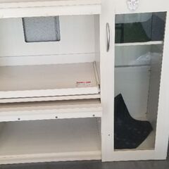 キッチン用品などの収納家具の画像