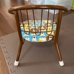 子供の椅子の画像