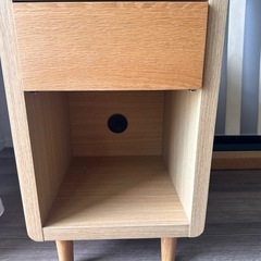 サイドテーブルの画像