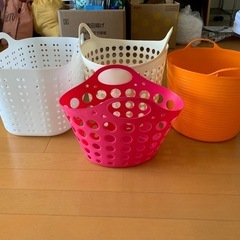 収納ケース　洗濯物入れ　おもちゃ入れ　食品カゴ　さまざまセットの画像