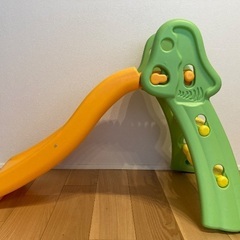 滑り台の画像