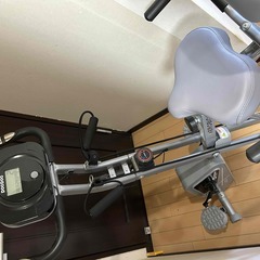 pooboo フィットネスバイク 折りたたみ式 エアロバイク 8 段階調整 コンフォートバイク 現地引取りの画像