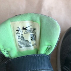 7月まで:　NIKE 子どもシューズ 16.0cmの画像