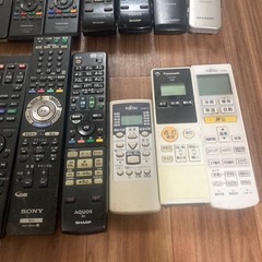 リモコン 22本まとめセット SONY TOSHIBA SHARP Panasonic 等々の画像