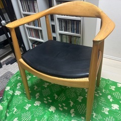 ハンス•ウェグナー　リプロダクト品2脚セットの画像