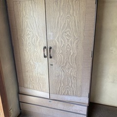 【桐タンス①】