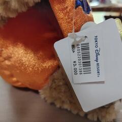 お値下げしました！　中古　ハロウィンセット③　ダッフィー　写真立て　と　ぬいぐるみバッジ２種　TokyoDisneyResort購入の画像