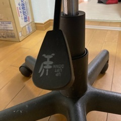 椅子（デスクチェア)の画像
