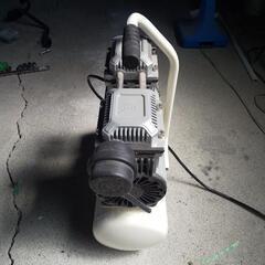 コンプレッサー  100vの画像