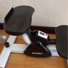 【美品】ステッパー ルームエクササイズ器具 creer（カロリー表示・カウンター付き）の画像
