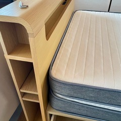 ニトリ　ベッド セミダブル【値段交渉OK】の画像