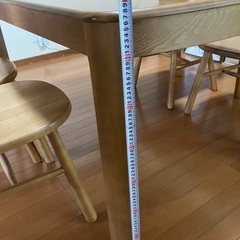 お譲り先決定！カリモク　ダイニングテーブル　椅子4脚の画像