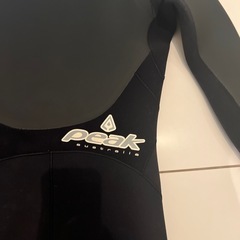 5ミリ3ミリセミドライスーツpeakの画像