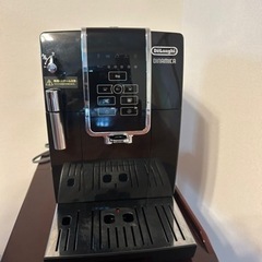 デロンギ　エスプレッソマシン　コーヒーメーカーの画像