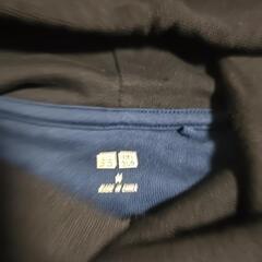 UNIQLOフード付きパーカーの画像