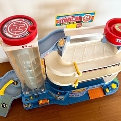 トミカパーキングの画像
