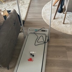 【新品】軽量折りたたみルームランナーの画像
