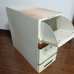 計量米びつ　タカラスタンダードK-15　容量15kg　まだまだ使えます(^^)の画像