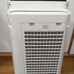 ②シャープ 加湿空気清浄機 KC-D70-Wの画像