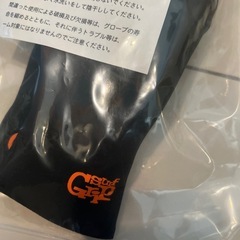 サーフィングローブと冬用ハイソックスの画像
