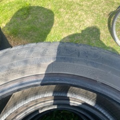 中古タイヤ　225/55R19 
の画像