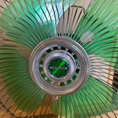 レトロ扇風機TOSHIBAの画像
