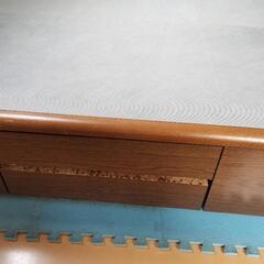 ダブルベッドの画像