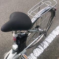 パナソニック電動自転車8.9アンペア充電器も譲渡証明書も付いております
の画像