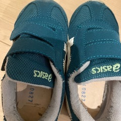 子供用靴　アシックス　ニューバランスの画像