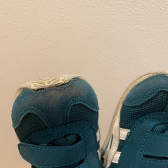 子供用靴　アシックス　ニューバランスの画像