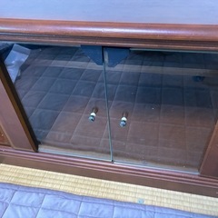しっかりした木製　テレビボード　収納棚　引き出しの画像
