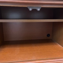 しっかりした木製　テレビボード　収納棚　引き出しの画像