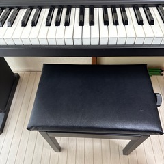 電子ピアノの画像