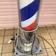 サインポール　床屋さん　理髪店　看板　高さ約207ｃｍ　動作確認の画像