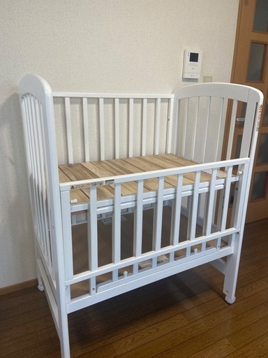 【お取り引き先決定！】カトージ★ハイウェストベビーベッド＋お布団セットつき