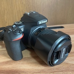 Nikon D3500 デジタル一眼レフカメラ　ボディ　レンズはおまけの画像