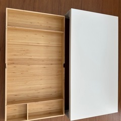 IKEA ELLOVEN モニタースタンド 引き出しの画像