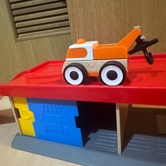 ikea イケア　パーキング　車セット　木製おもちゃの画像