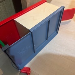 ikea イケア　パーキング　車セット　木製おもちゃの画像