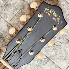 Stafford「SLG-360E」トップ単板エレアコギターの画像