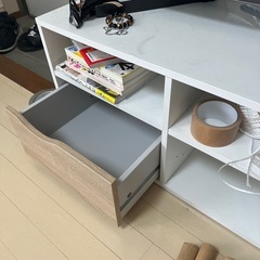 テレビ台の画像