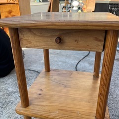 サイドテーブル　昭和レトロ　コーナーテーブル　隙間収納　収納付き【34.5×34.5×66.5】の画像