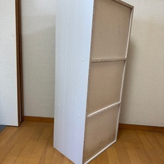 【無料】3段カラーボックス（木目ホワイト）お譲りします／収納・本棚に◎の画像
