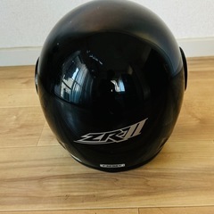 ヘルメット黒いの画像